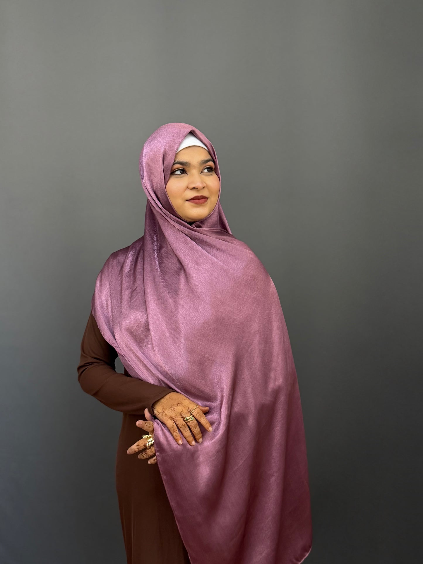 MUNA SATIN HIJAB- ROSE