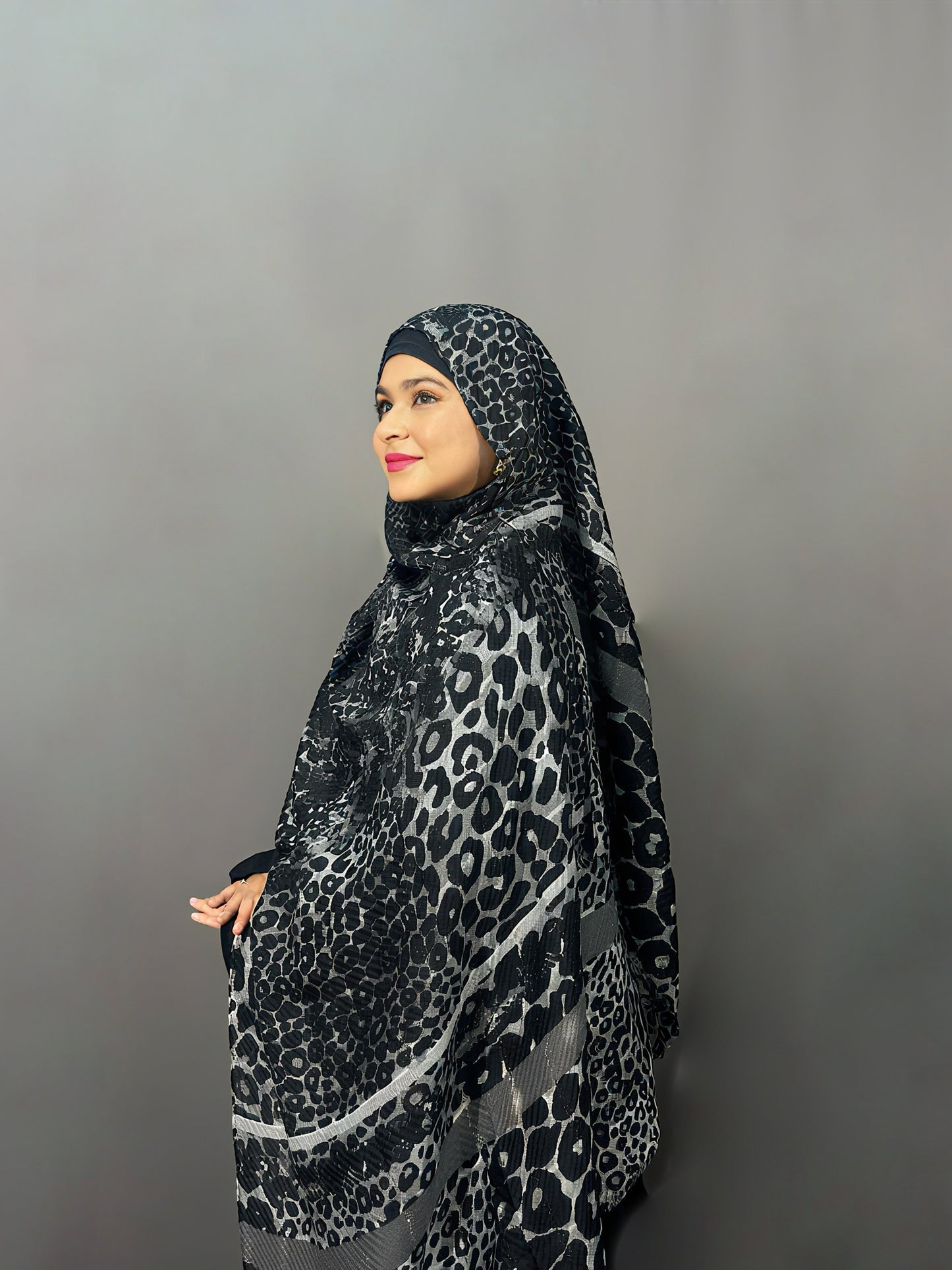 CHEETAH PRINT- BLACK