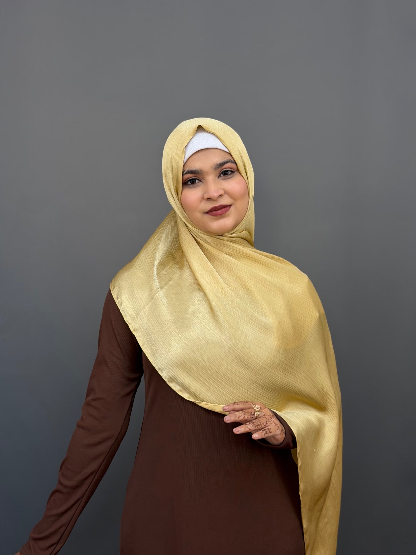 MUNA SATIN HIJAB- SUNLIT