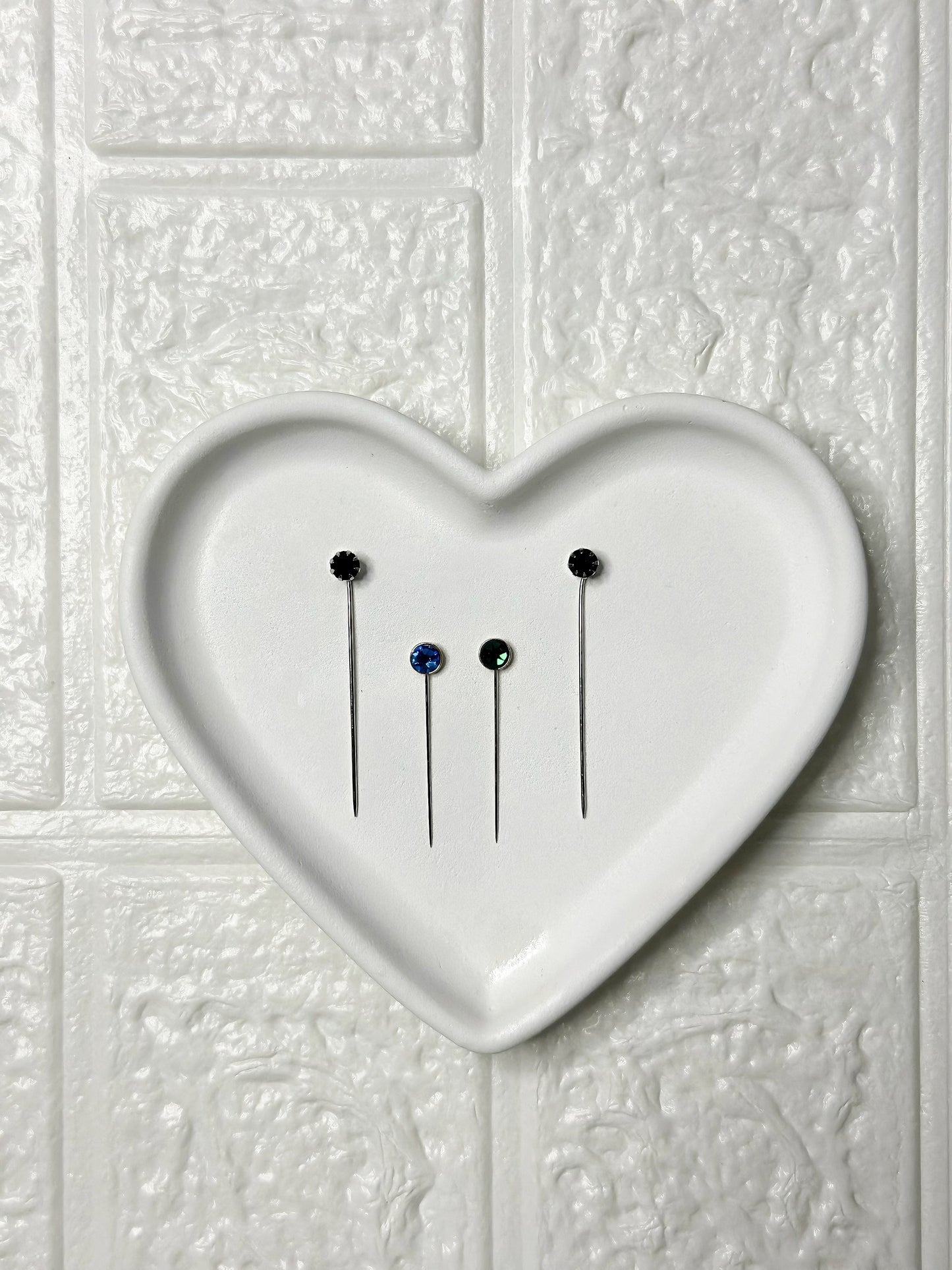 CRYSTAL PINS- CLASSIC(Pack of 4)