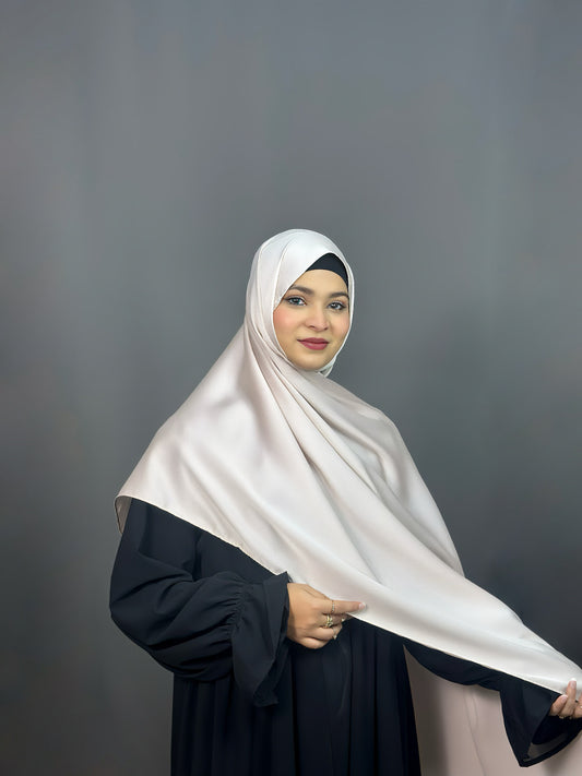 BUBBLE SATIN HIJAB- NUDE