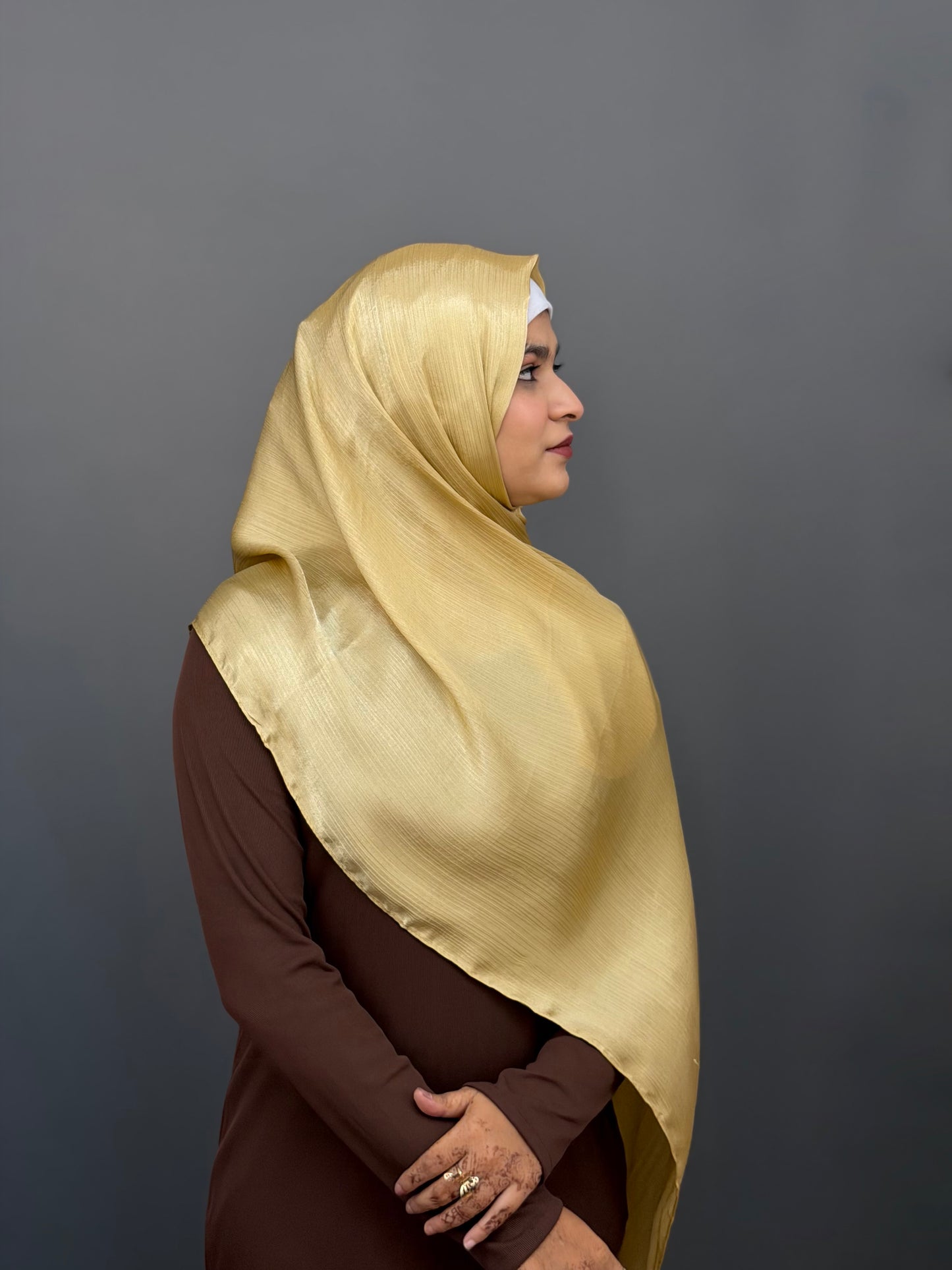 MUNA SATIN HIJAB- SUNLIT