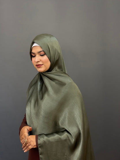 MUNA SATIN HIJAB- OLIVE