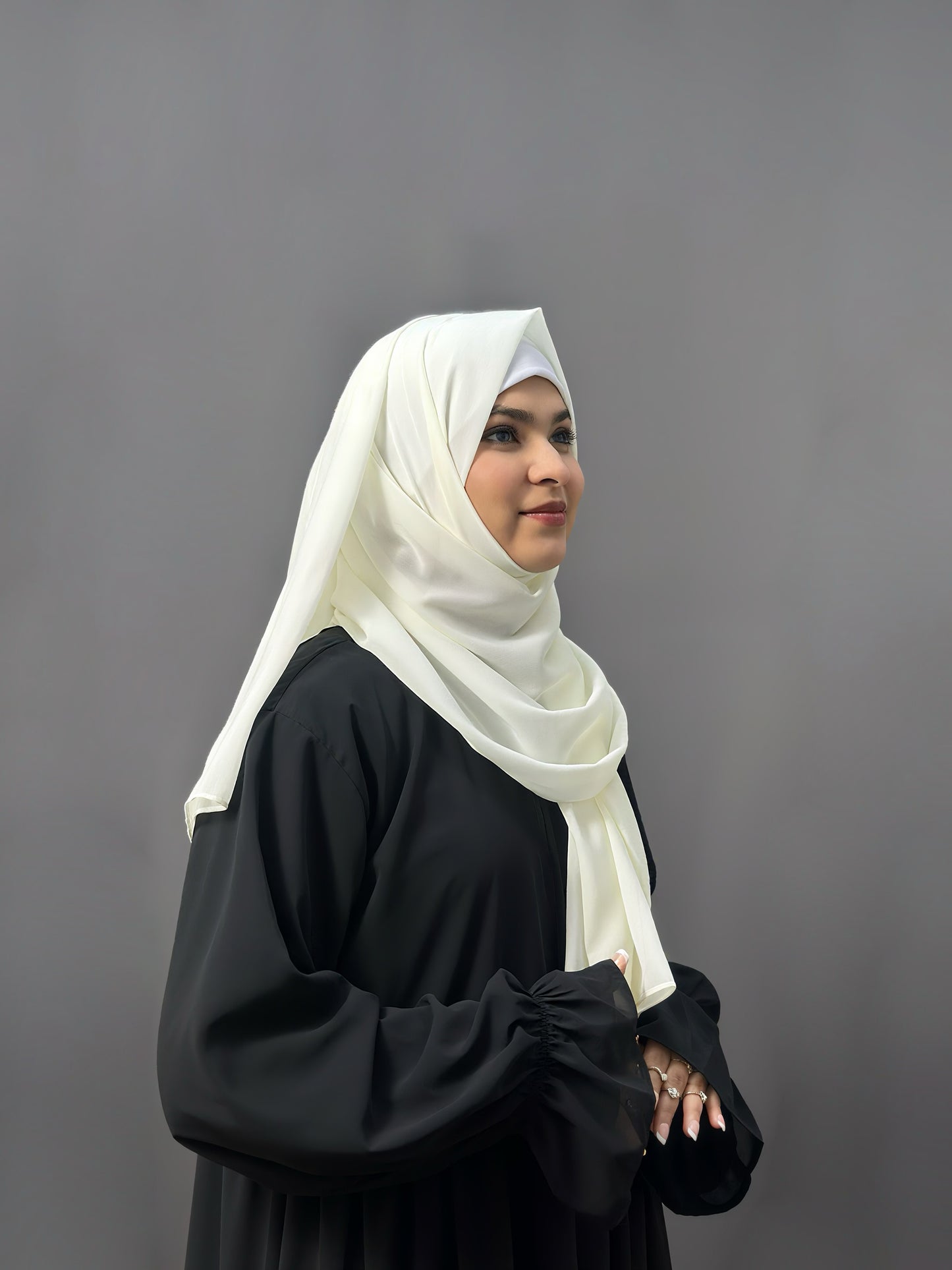LUXE GEORGETTE- HALF WHITE
