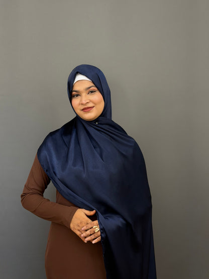 MUNA SATIN HIJAB- NAVY BLUE