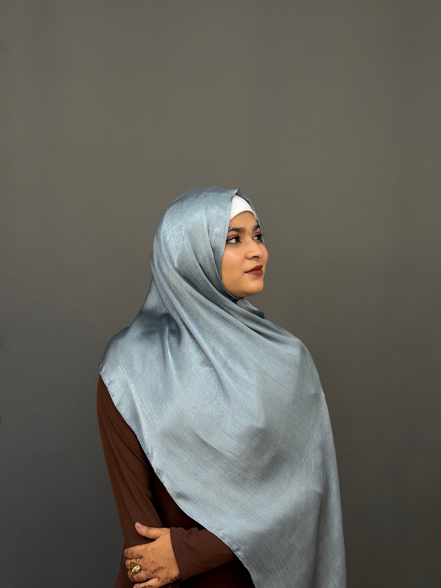 MUNA SATIN HIJAB - POWDER BLUE