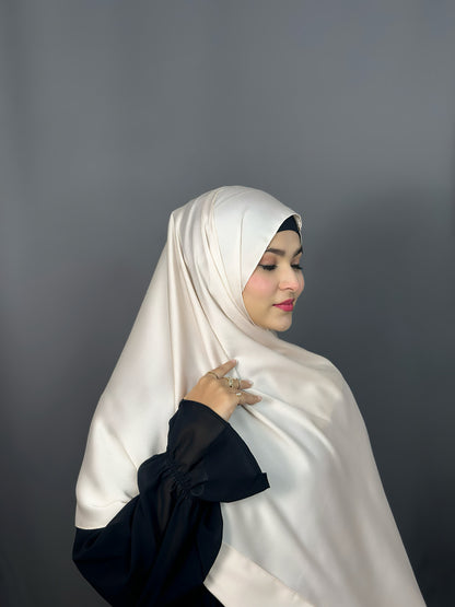 BUBBLE SATIN HIJAB- LIGHT BEIGE