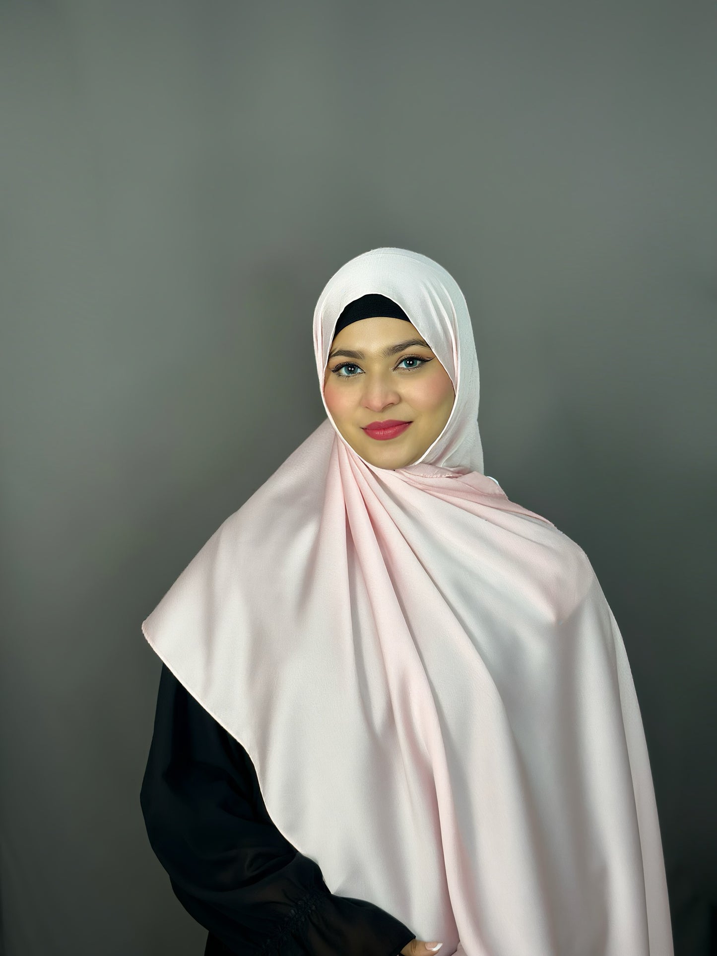 BUBBLE SATIN HIJAB- BABY PINK