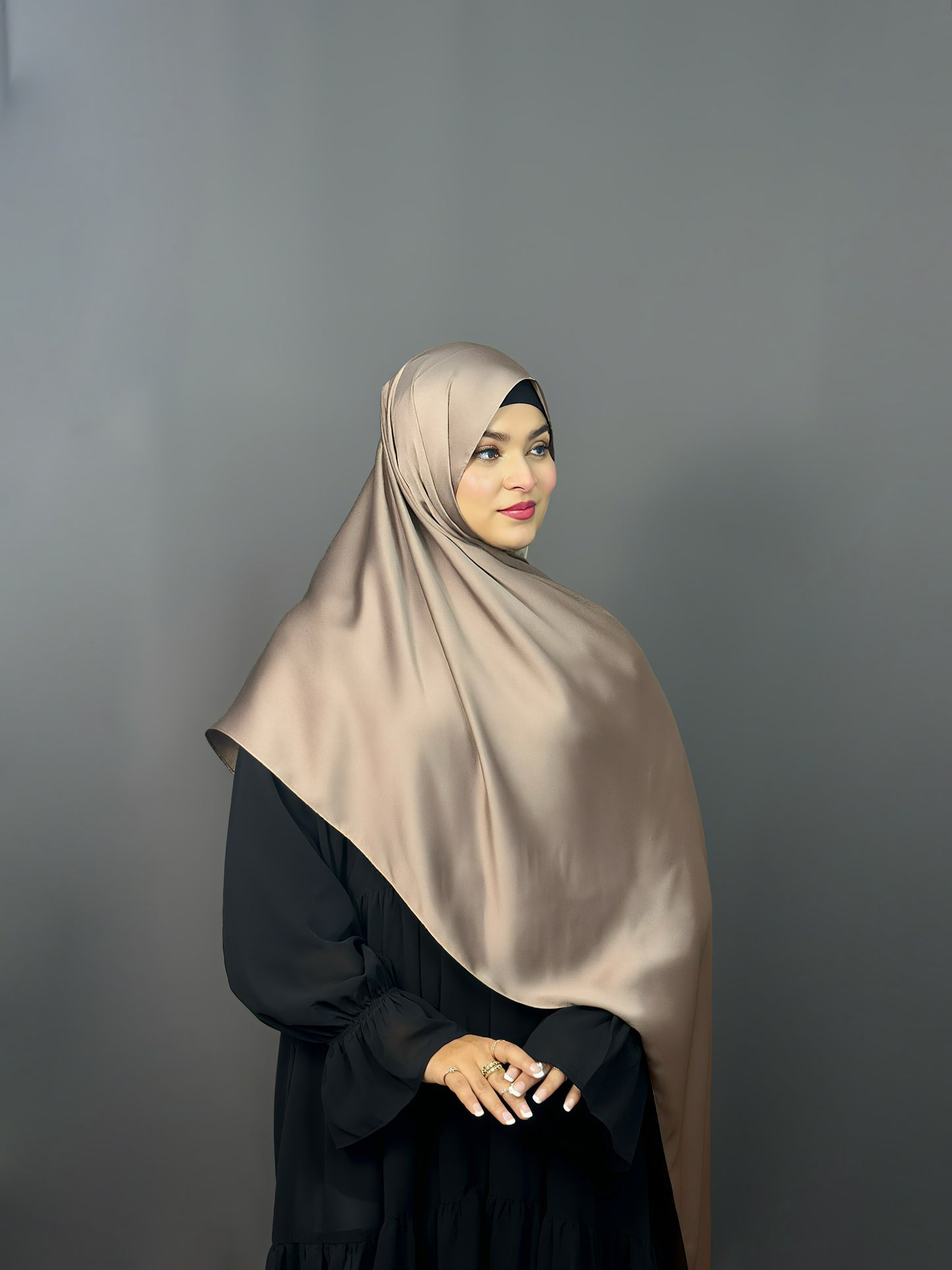 BUBBLE SATIN HIJAB- STONE GREY