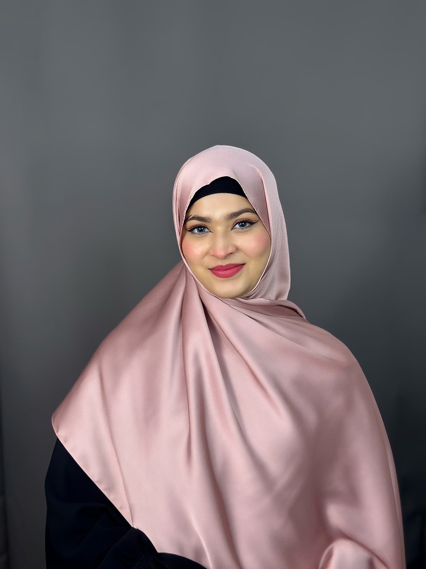 BUBBLE SATIN HIJAB- BLUSH