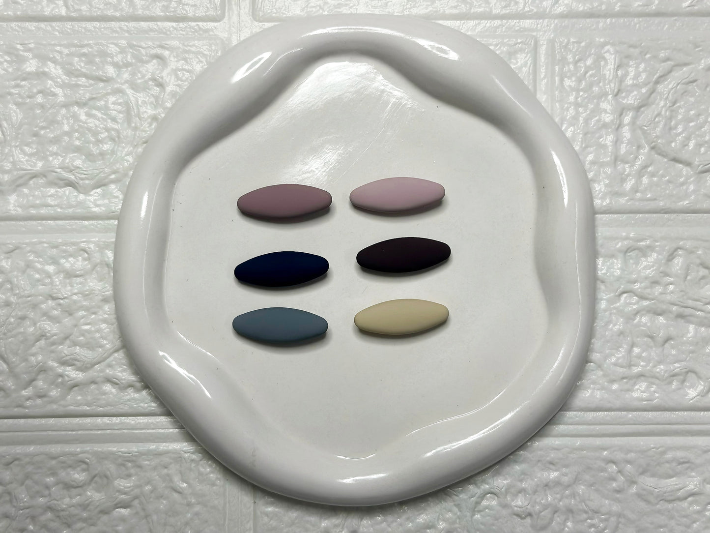 MATTE BROACH PIN- NUDES(Pack of 6)