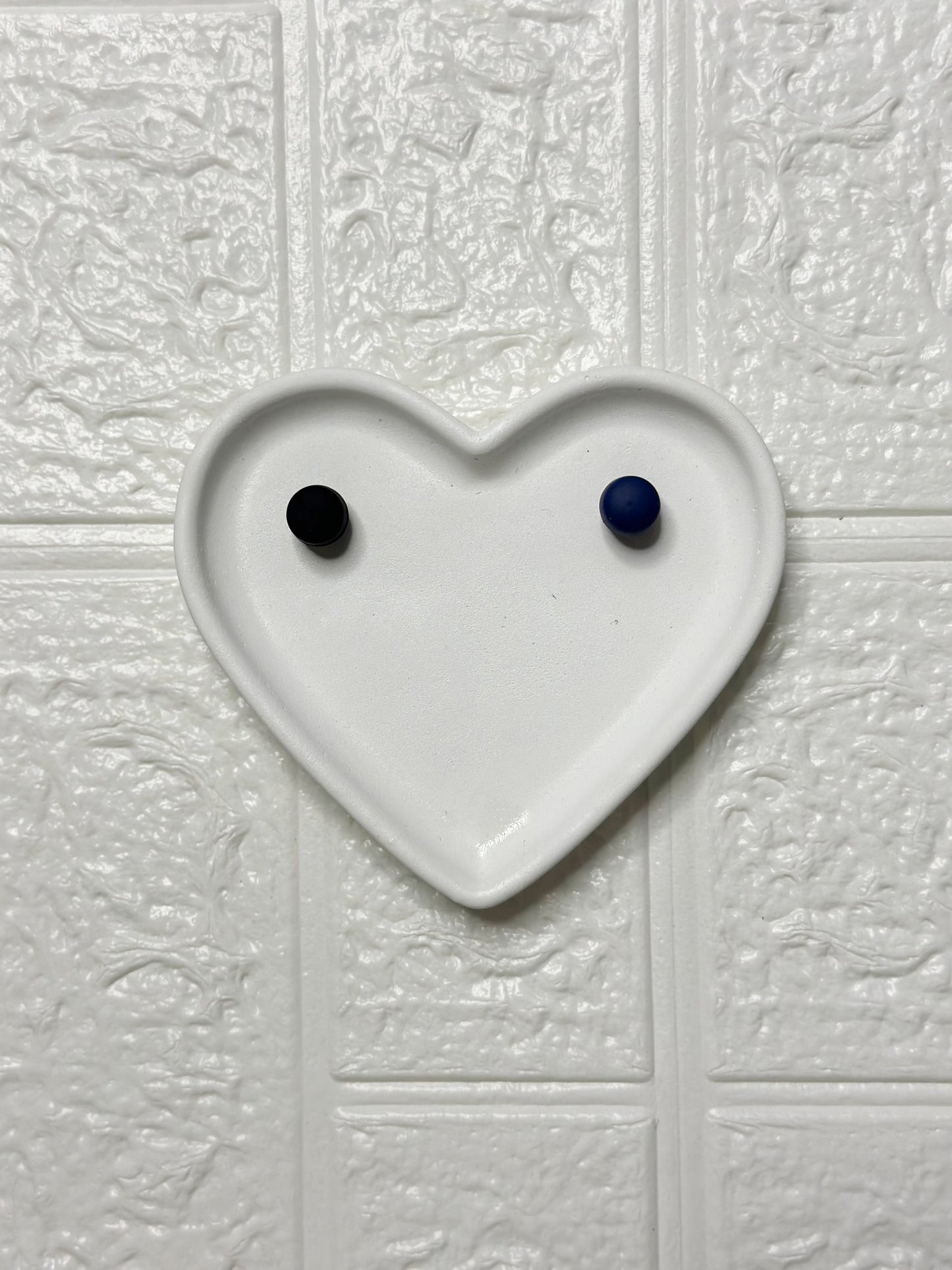 CLASSIC MAGNETIC PIN(Pack of 2)