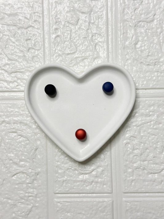 CLASSIC MAGNETIC PIN